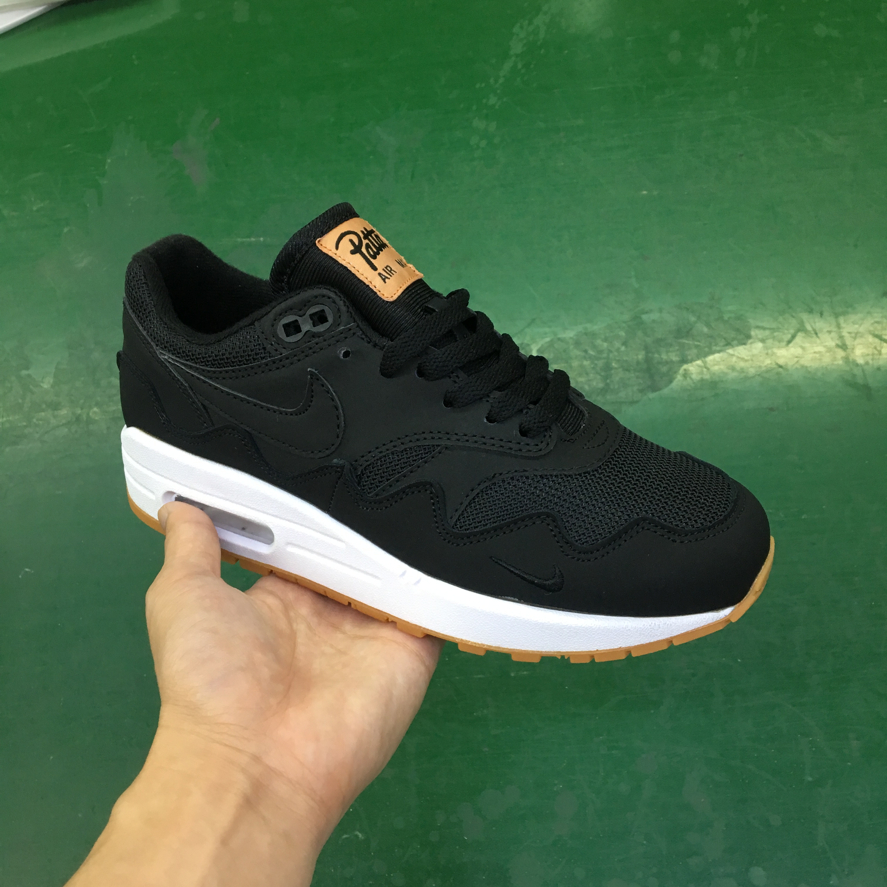 Patta x Nike Air Max 1“Monarch”Sneaker - everydesigner