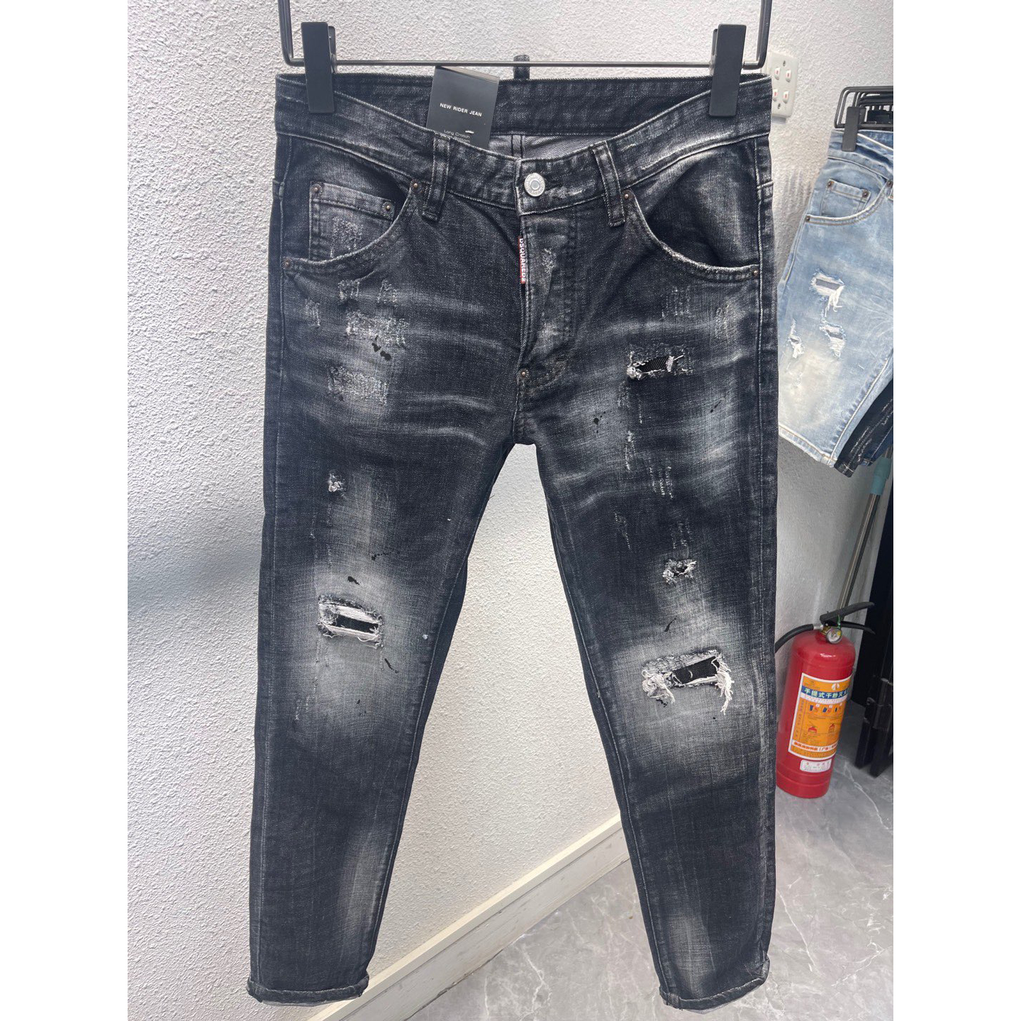 Dsquared2  Denim Jean   085 - everydesigner