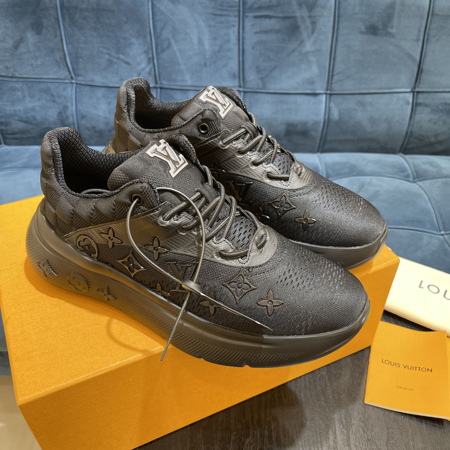 Louis Vuitton Show Up Sneaker    1A9JRJ - everydesigner