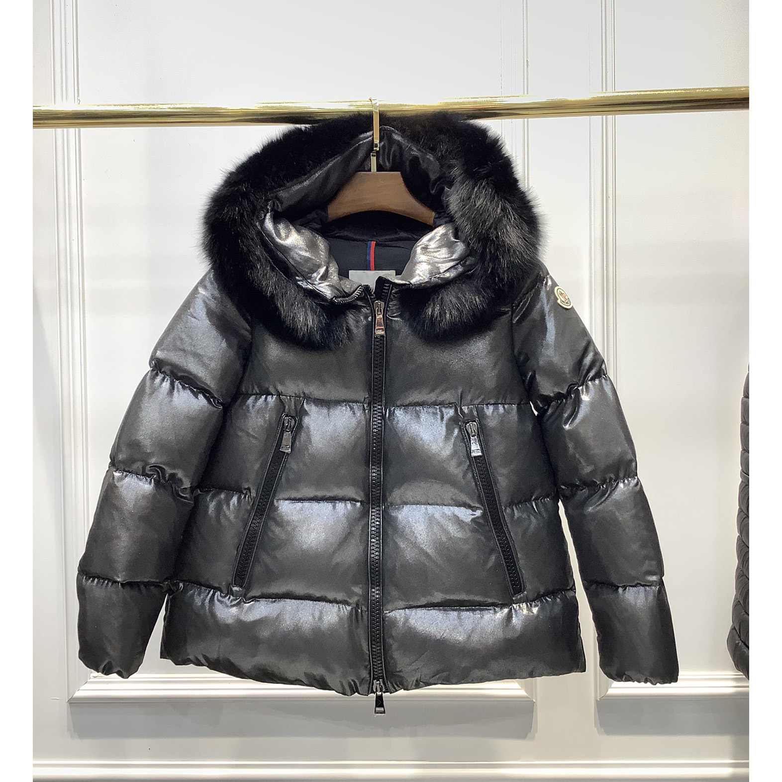 Moncler Laiche Short Down Jacket - everydesigner