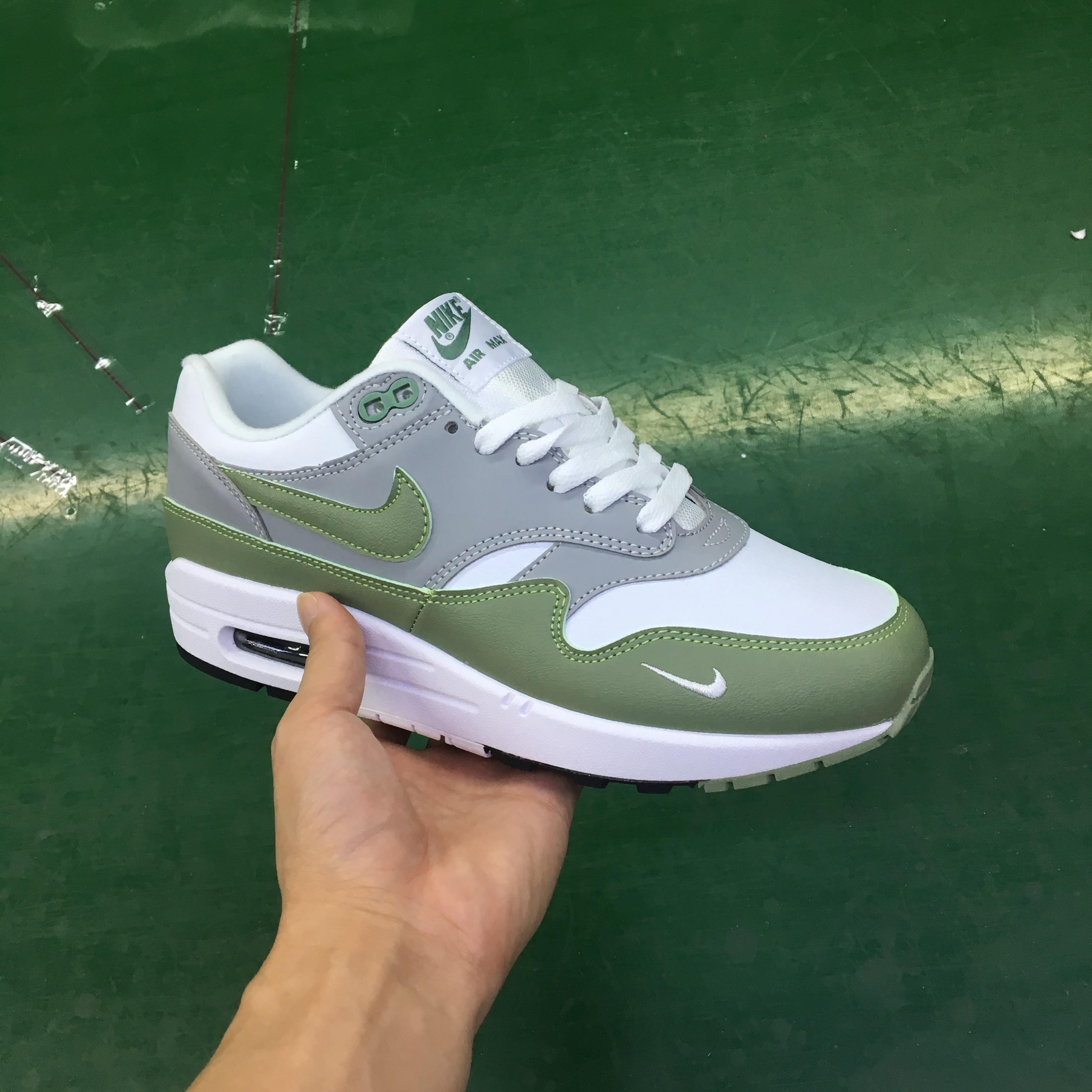 Nike Air Max 1 "Mystic Dates" Sneaker - everydesigner