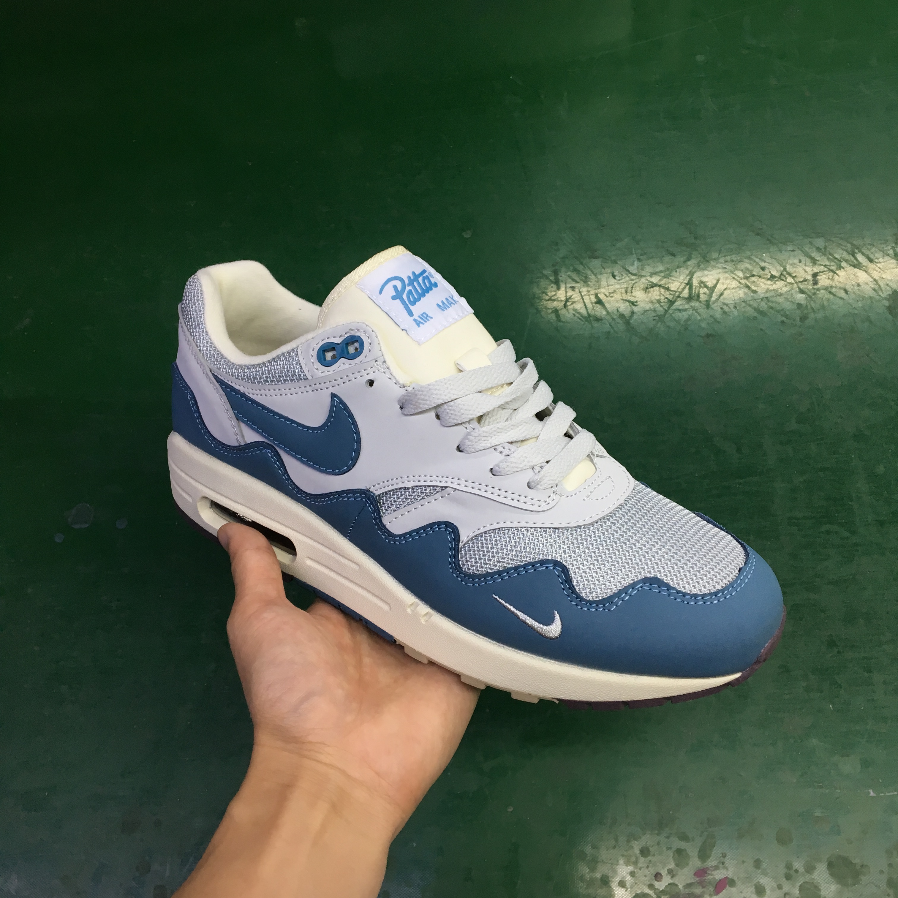 Patta x Nike Air Max 1“Monarch”Sneaker - everydesigner