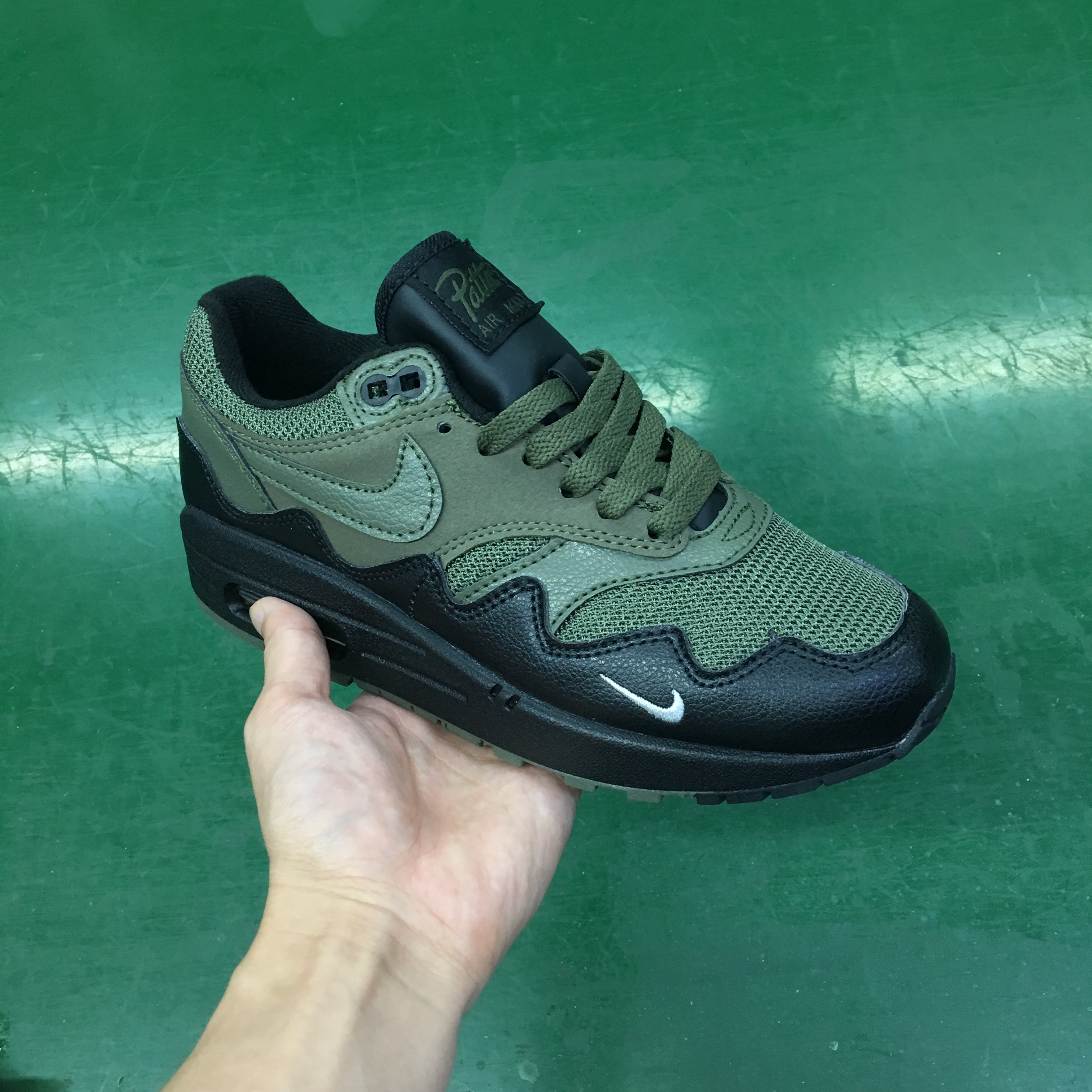 Patta x Nike Air Max 1“Monarch”Sneaker - everydesigner