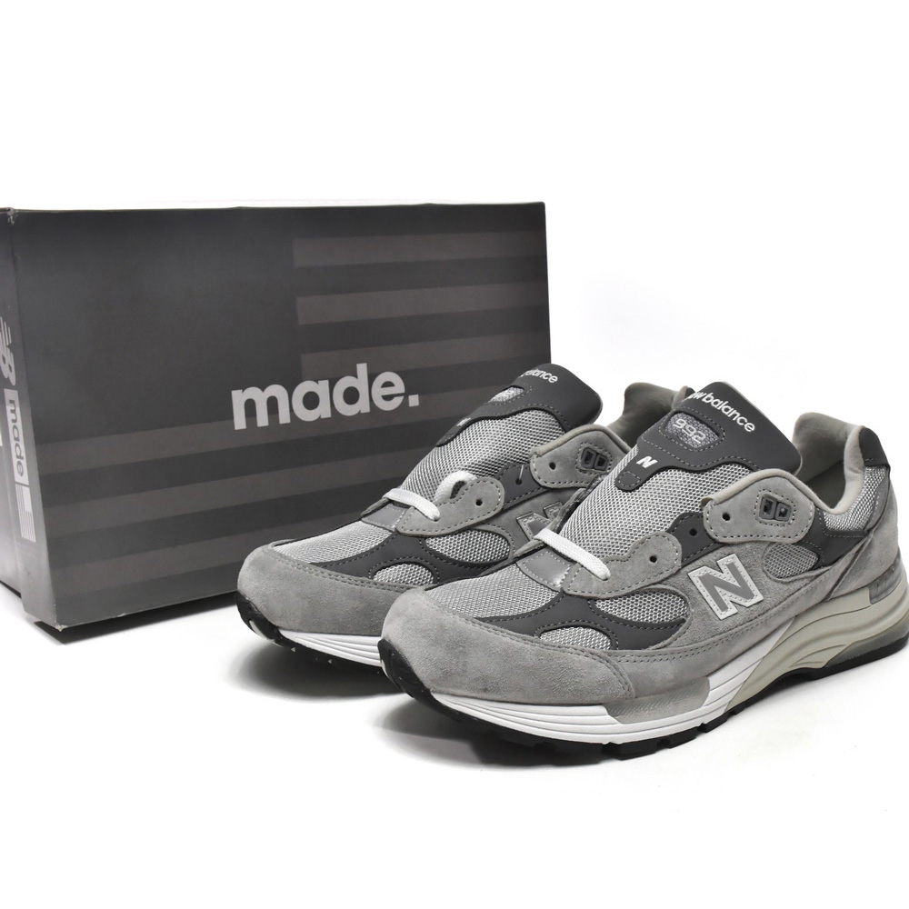 New Balance 992 Grey Sneakers        M992GR  - everydesigner