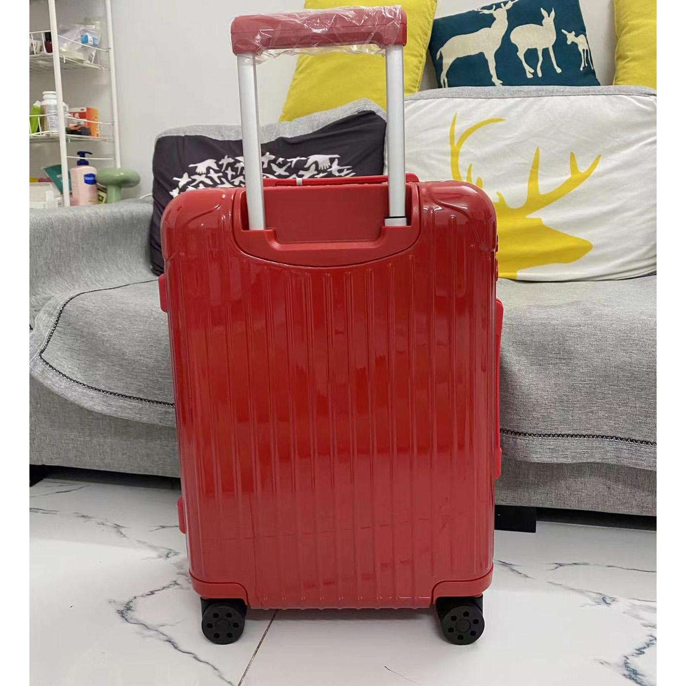 Rimowa Luggage - everydesigner