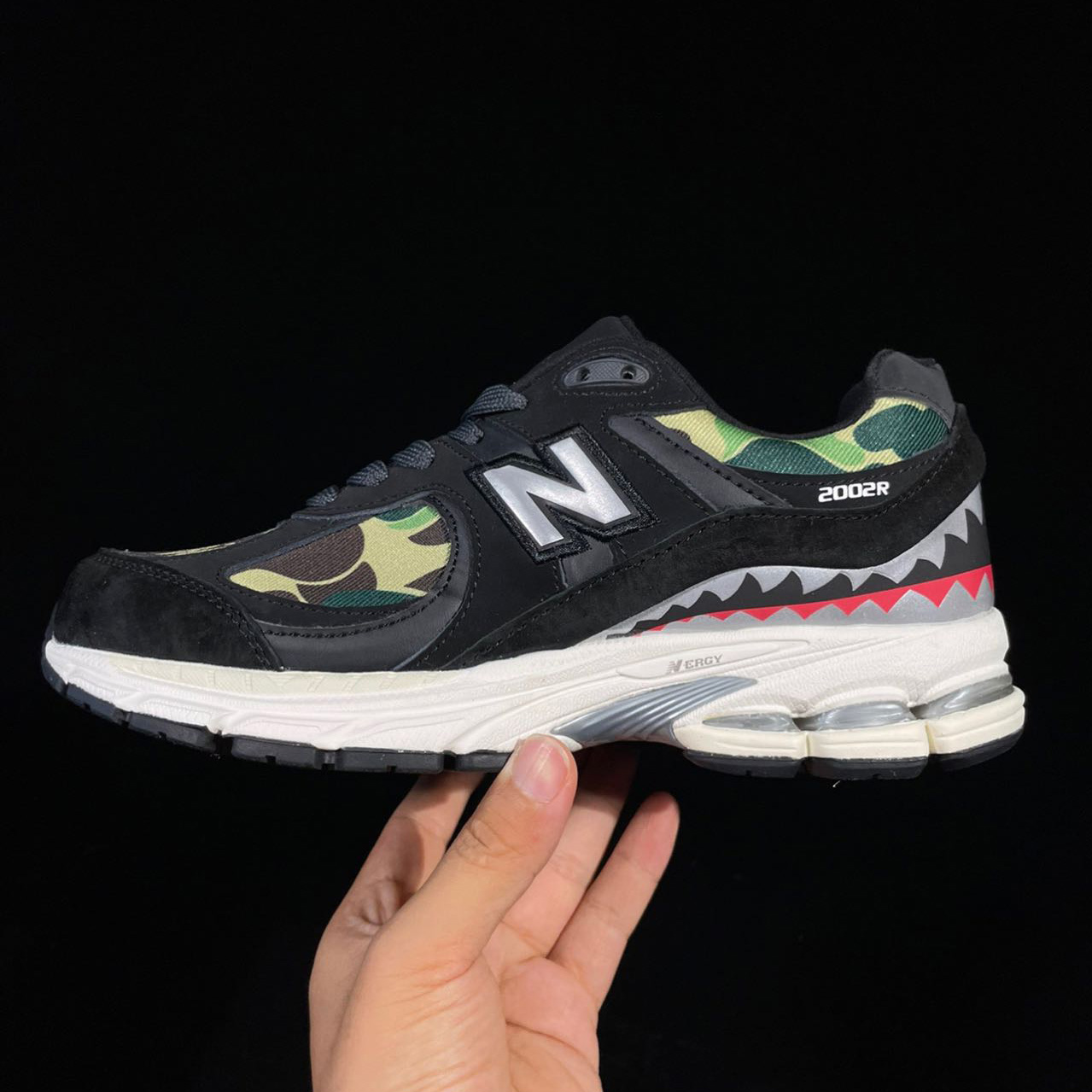 New Balance 2002R x Bape Sneakers             M2002RBF  - everydesigner