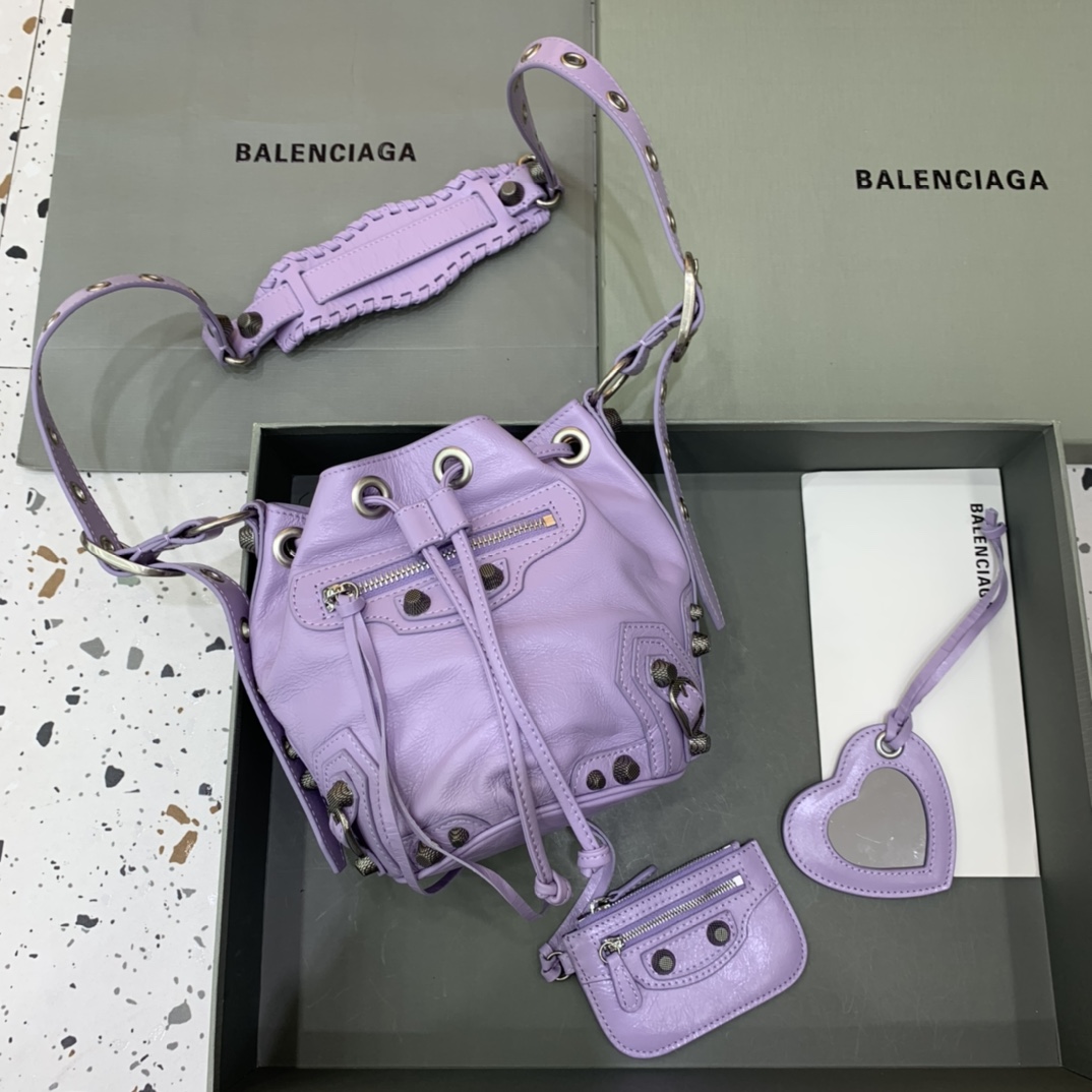 Balenciaga Le Cagole XS Bucket Bag In Light Purple Arena Lambskin, Aged-Silver Hardware(15-19.8-17.8cm) - everydesigner