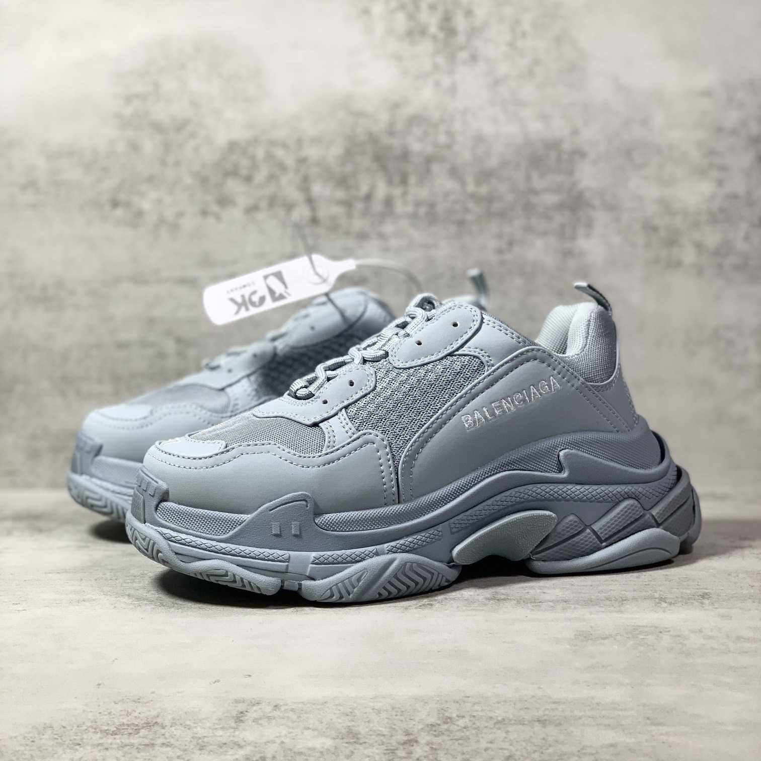 Balenciaga Triple S Sneaker In Light Blue Double Foam And Mesh - everydesigner