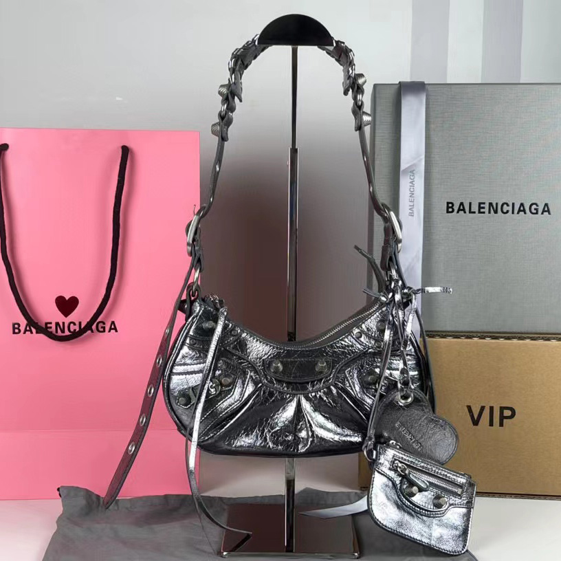 Balenciaga Le Cagole XS Shoulder Bag (26-16-10cm) - everydesigner