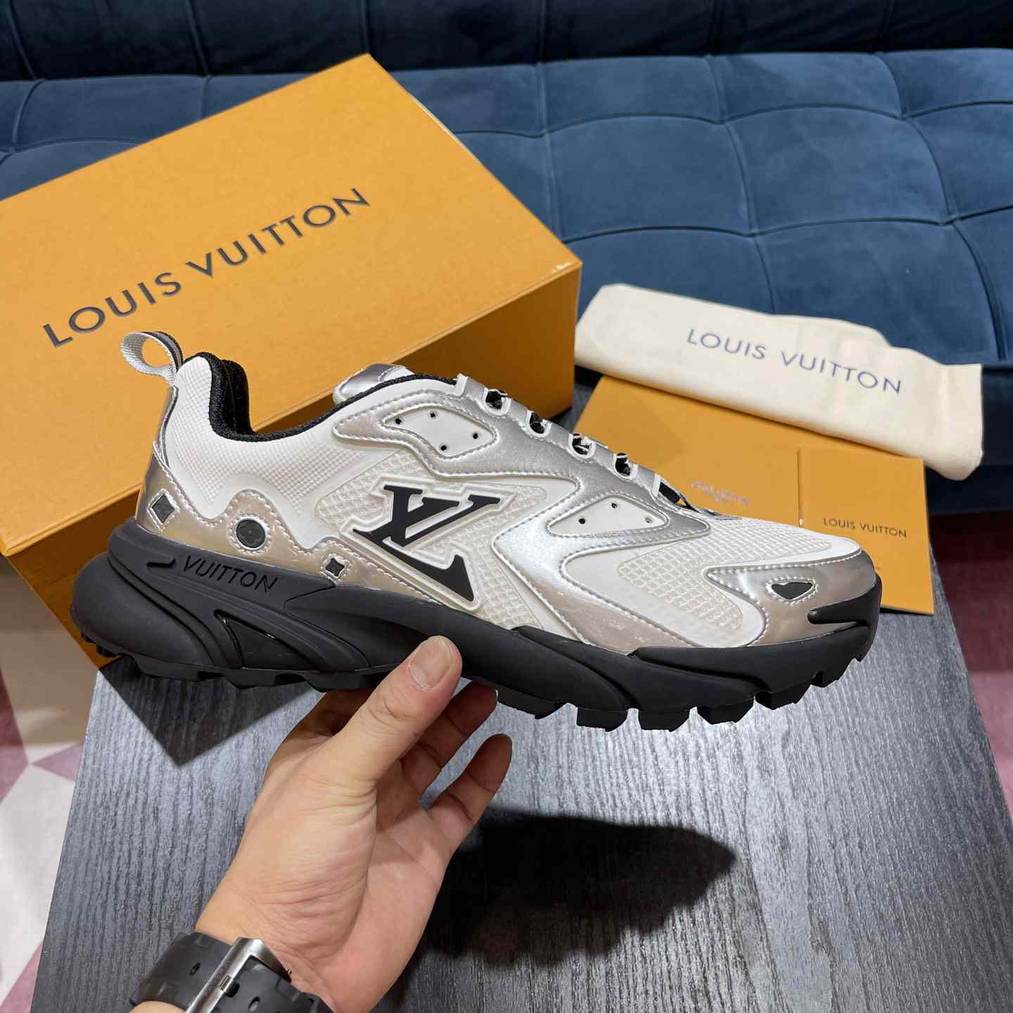 Louis Vuitton Runner Tatic Sneaker(Upon UK Size)     - everydesigner