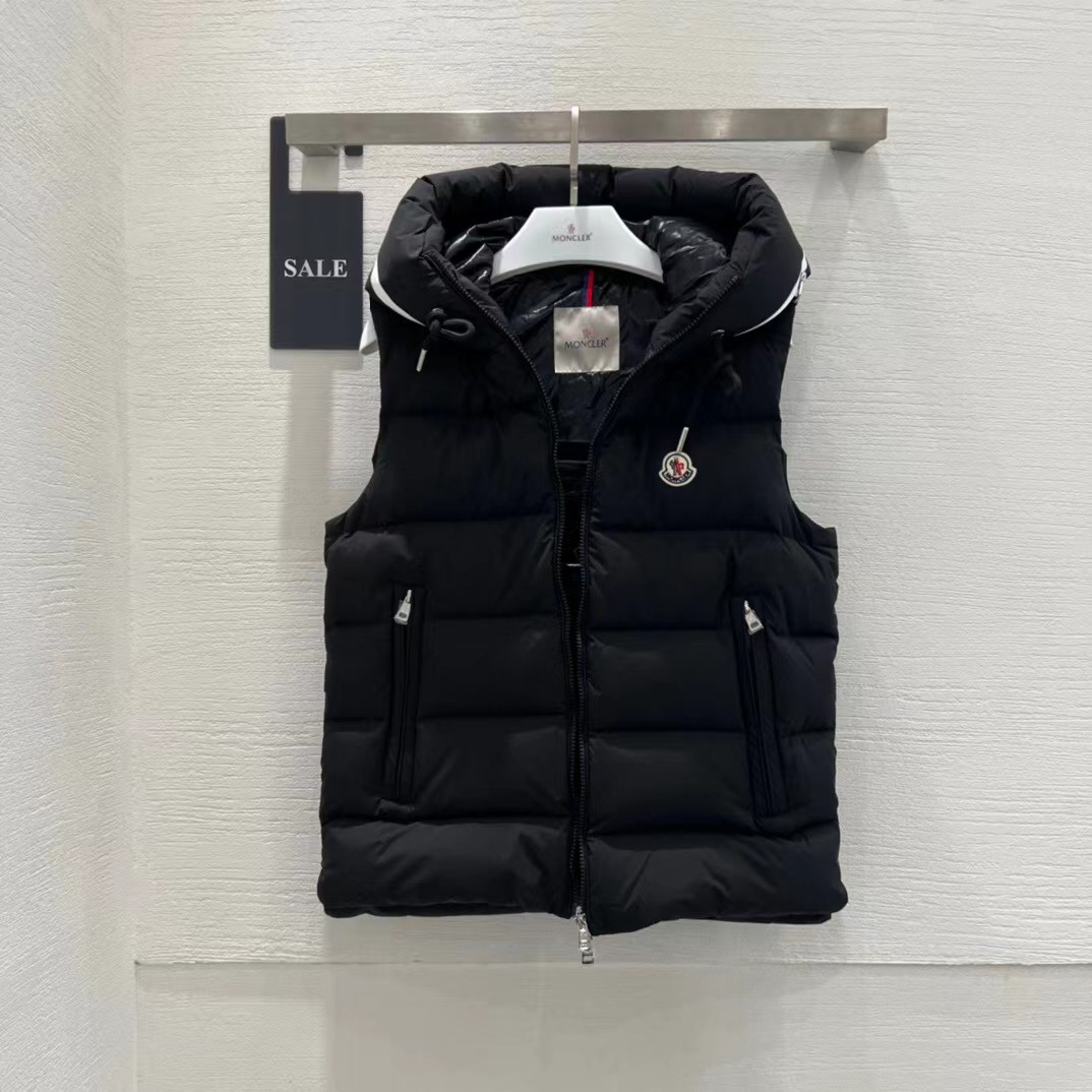 Moncler Cardamine Down Vest - everydesigner