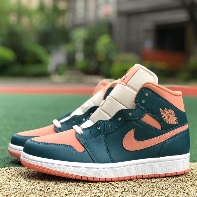 Air Jordan 1 Mid  Sneaker      BQ6472-30811 - everydesigner