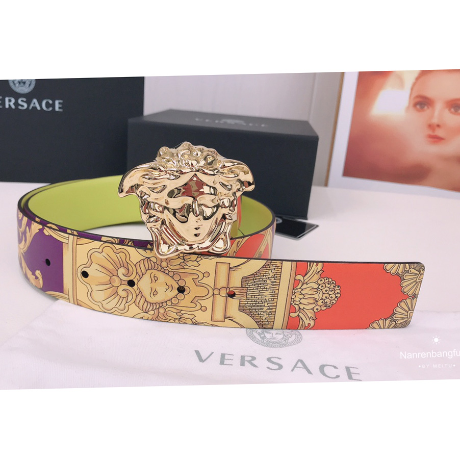 Versace La Medusa Le Pop Classique Reversible Belt   40mm - everydesigner