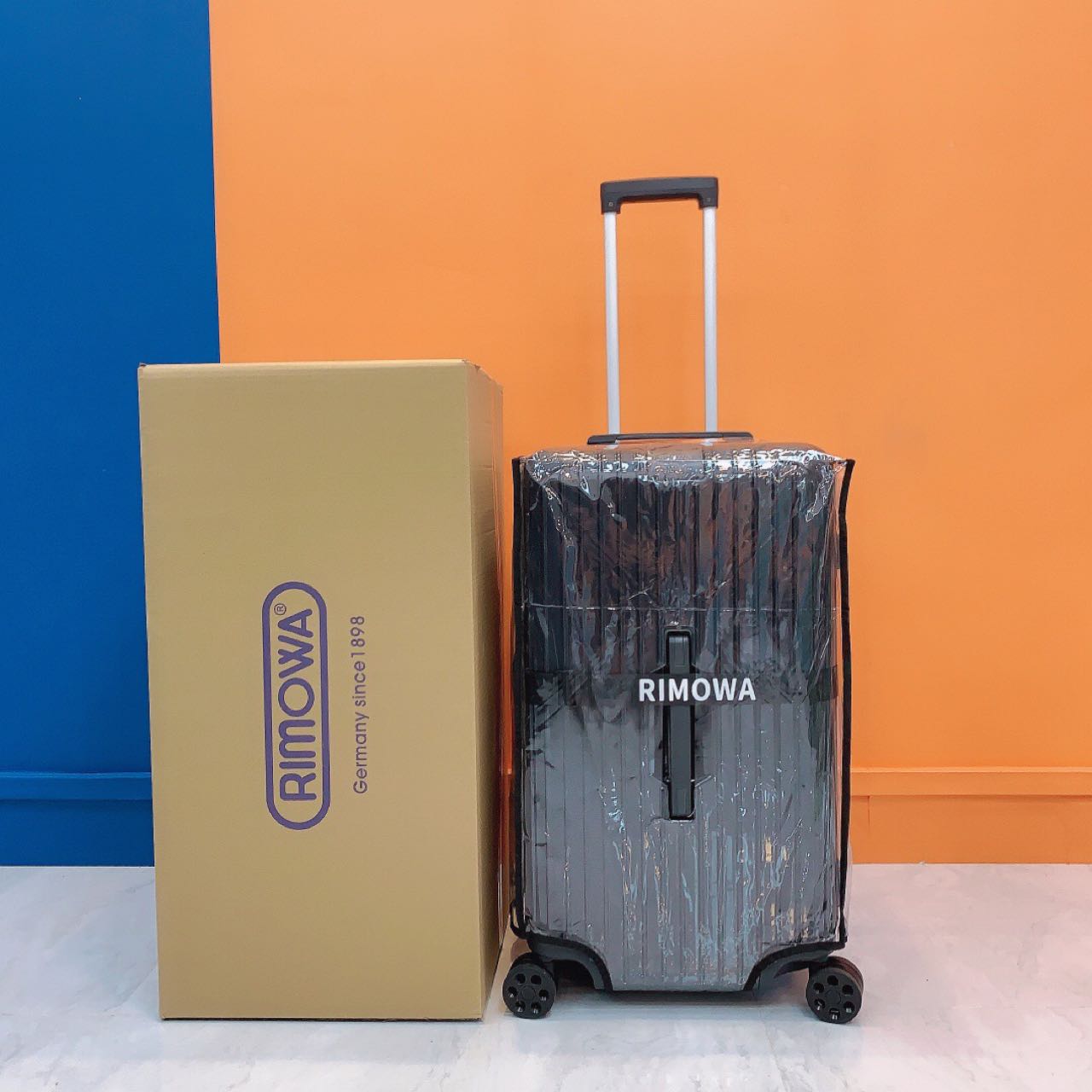 Rimowa Luggage - everydesigner