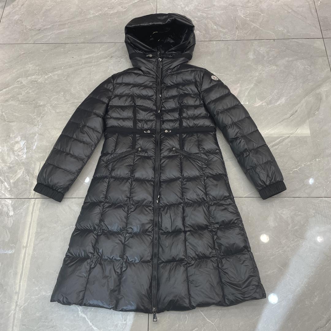 Moncler Long-Sleeve Padded Coat - everydesigner