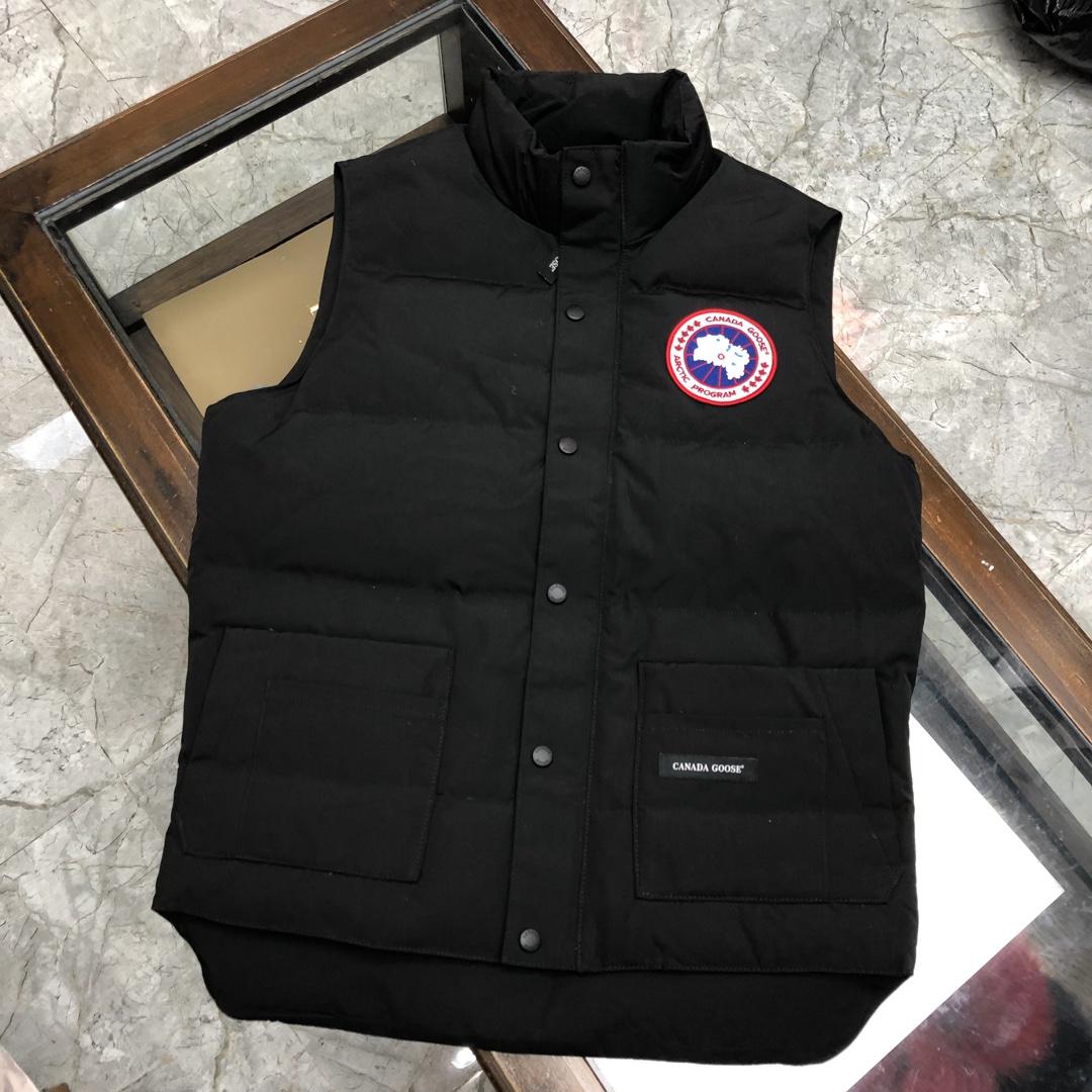 Canada Goose Freestyle Crew Vest - everydesigner