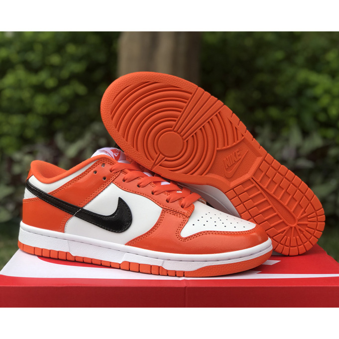 Nike WMNS SB Dunk Low ESS"Halloween" Sneaker     DJ9955-800 - everydesigner