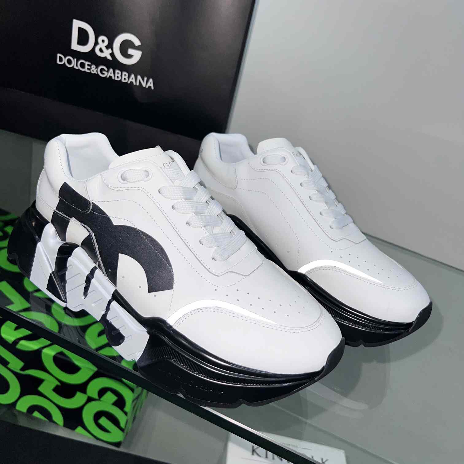 Dolce & Gabbana Calfskin Daymaster Sneakers - everydesigner