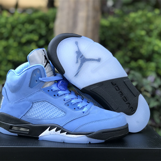  Air Jordan 5 “UNC"  Sneaker     DV1310-401  - everydesigner