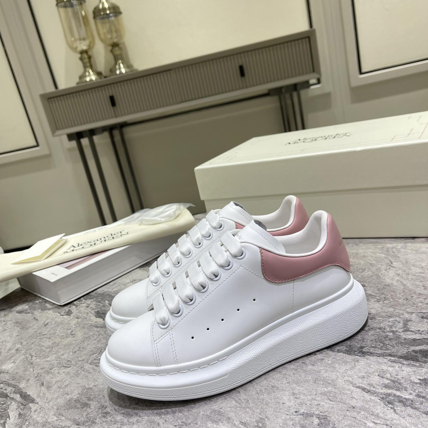 Alexander Mqueen Oversized Sneaker In Patchouli - everydesigner