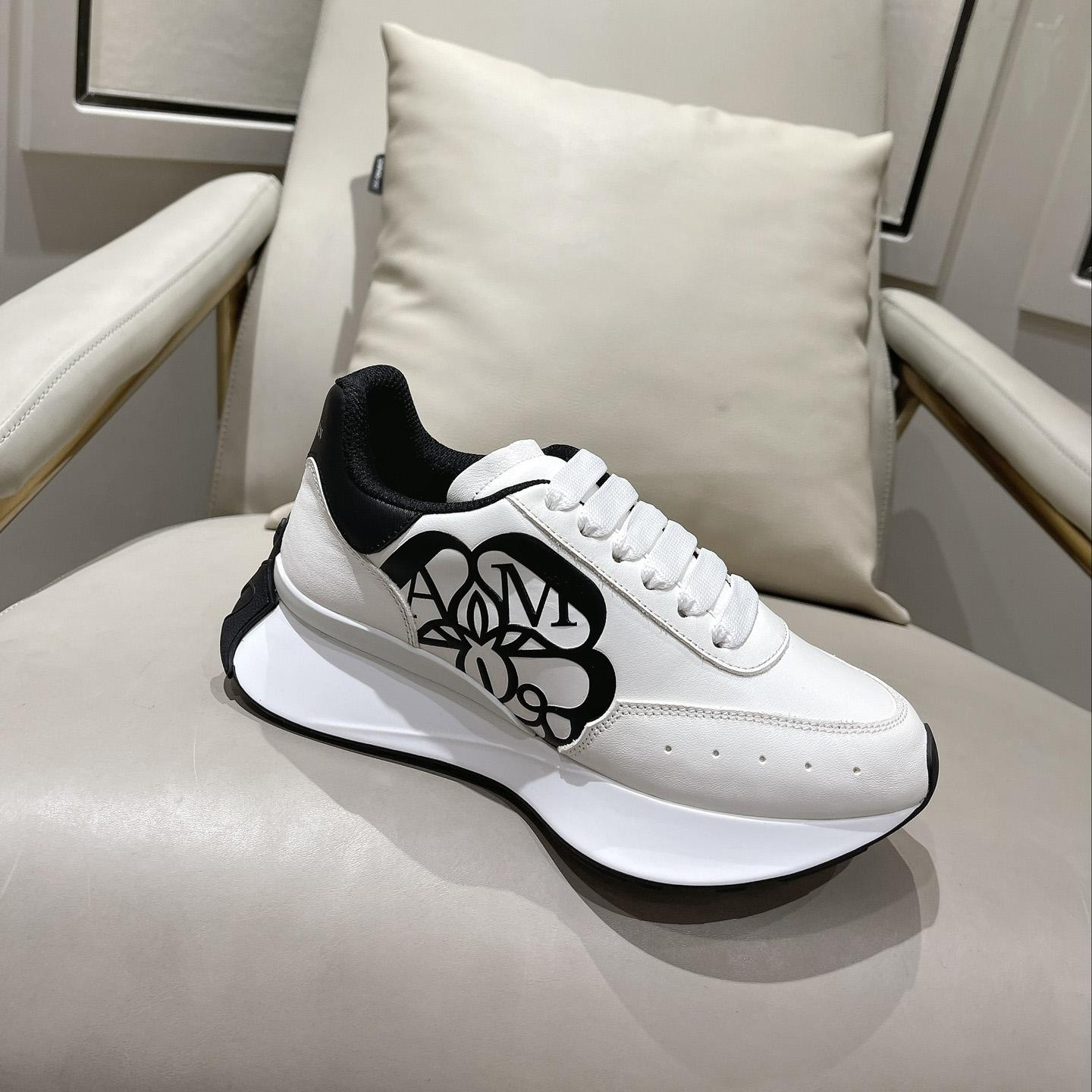 Alexander Mqueen Sprint Runner Lace-Up Sneaker - everydesigner