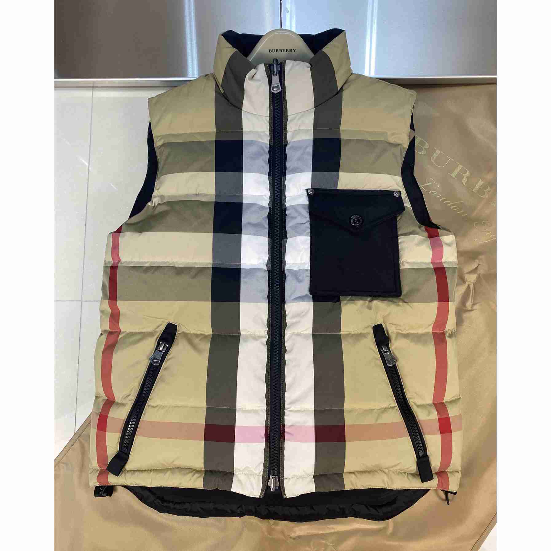 Burberry Reversible Check Puffer Gilet - everydesigner