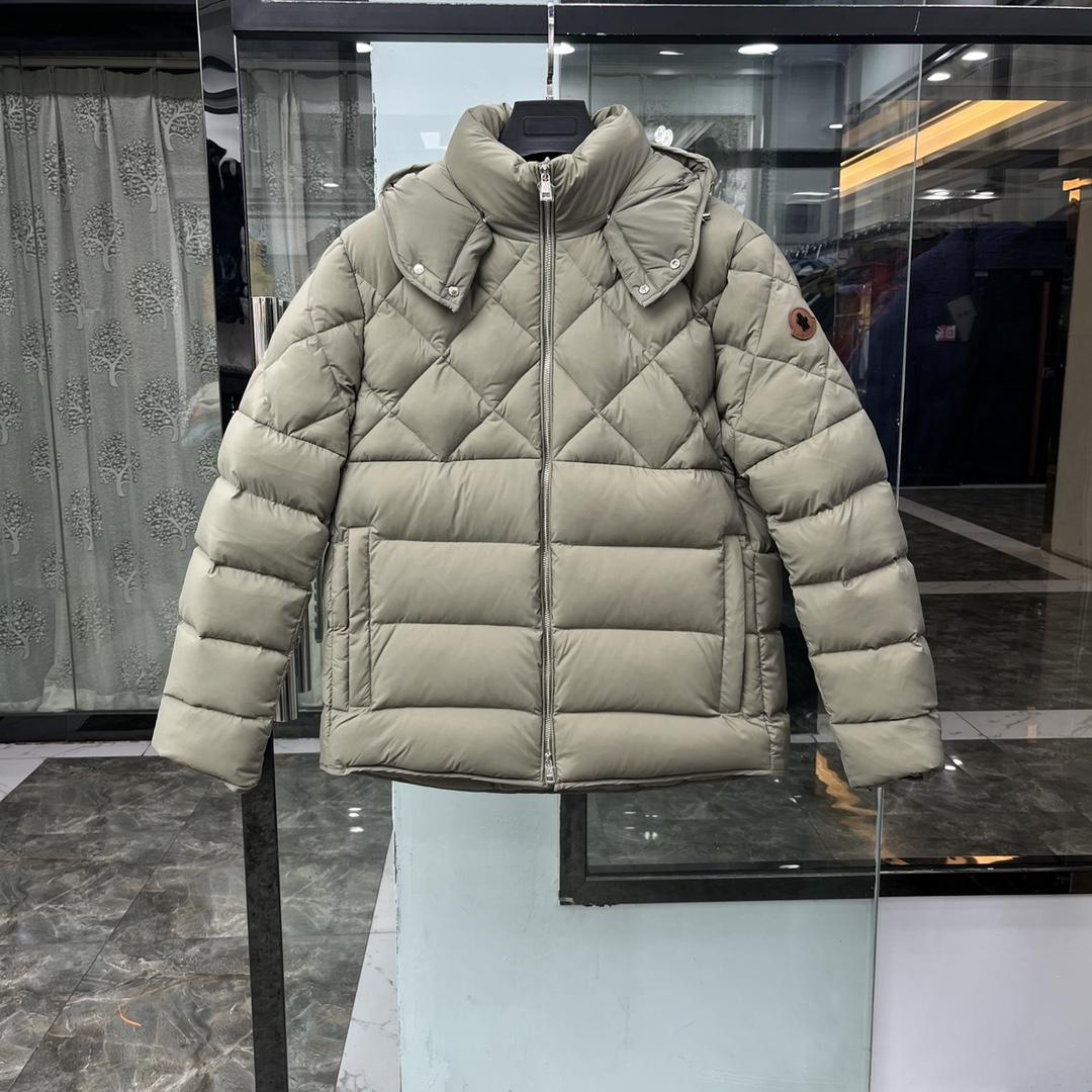 Moncler Hooded Padded Jacket - everydesigner