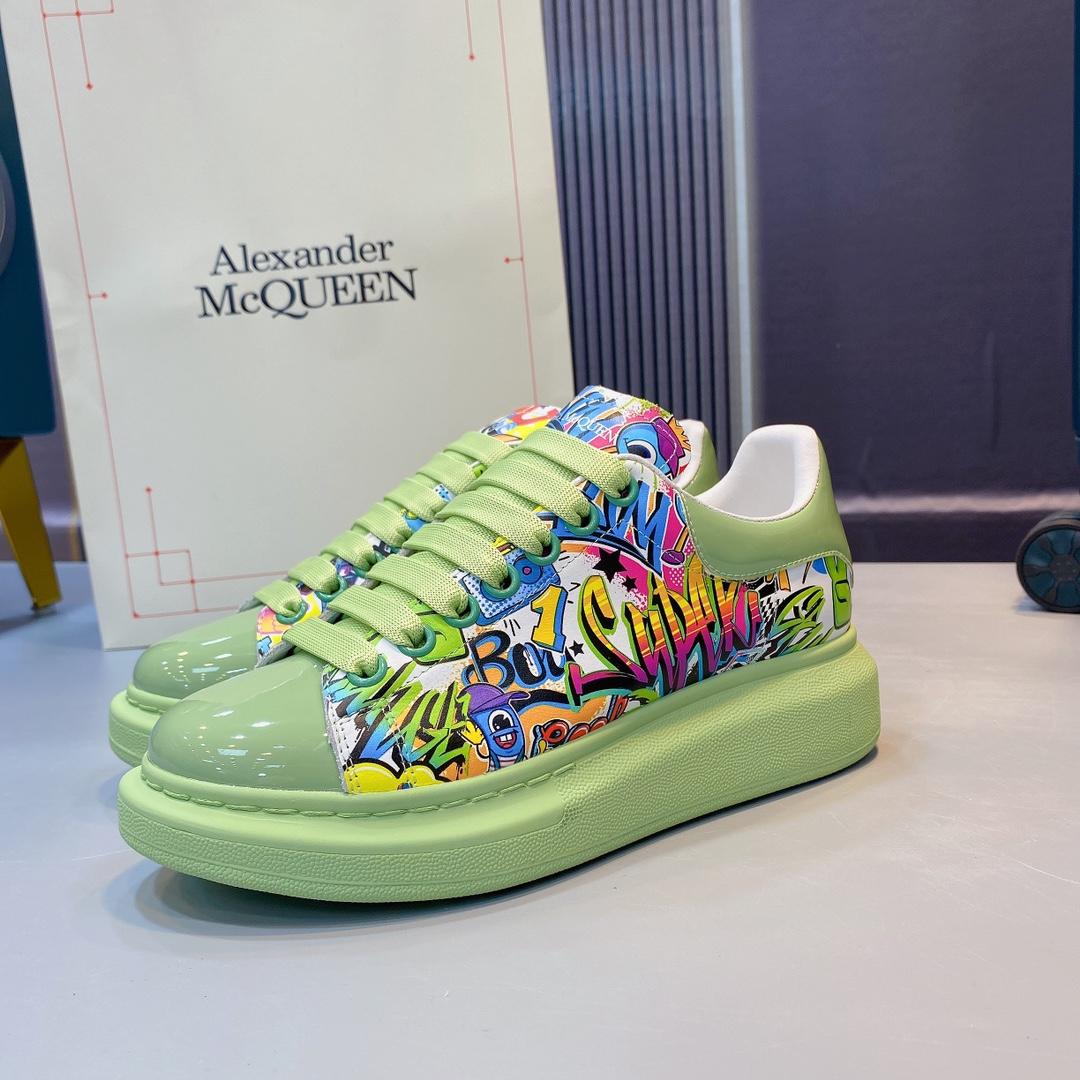 Alexander Mqueen Oversized Sneaker  - everydesigner