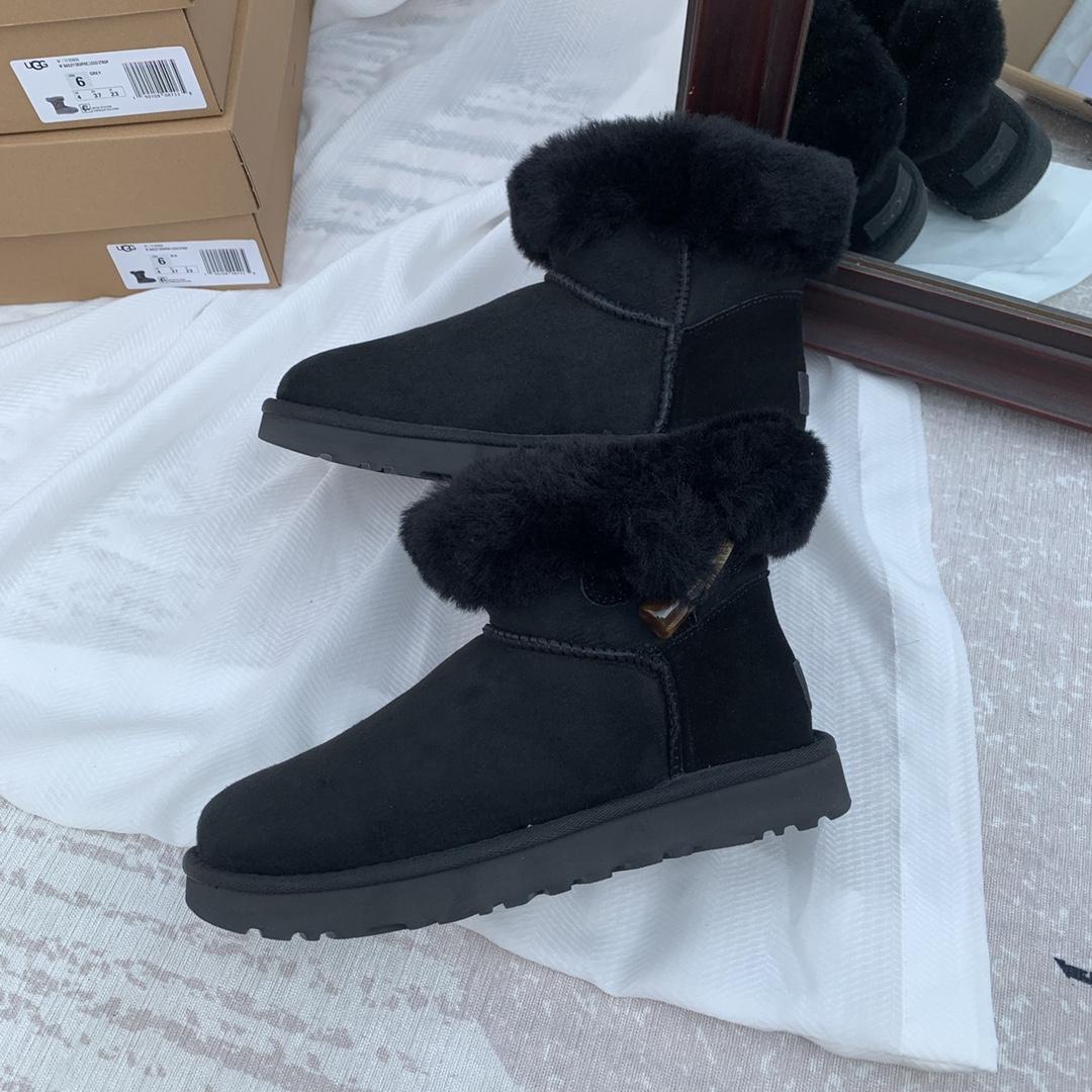 Ugg Ankle Boots - everydesigner