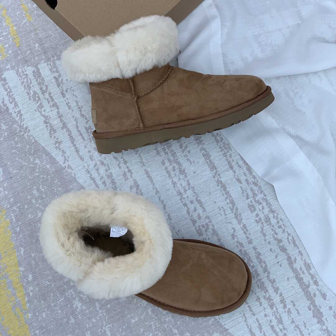 Ugg Ankle Boots - everydesigner