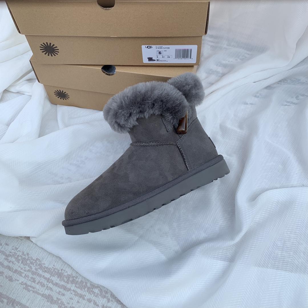 Ugg Ankle Boots - everydesigner