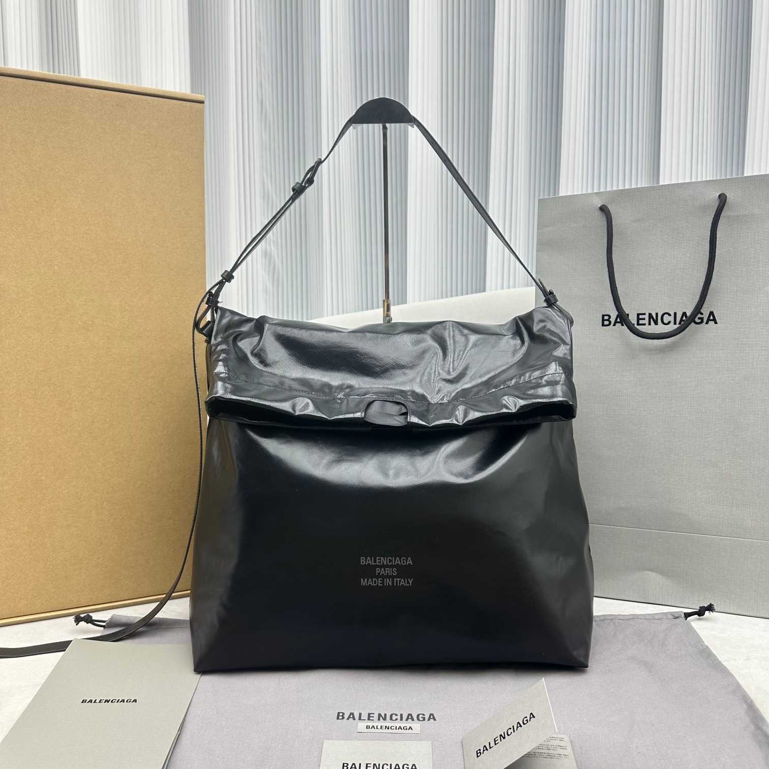 Balenciaga Trash Bag Large Pouch In Black(37-40-52cm) - everydesigner