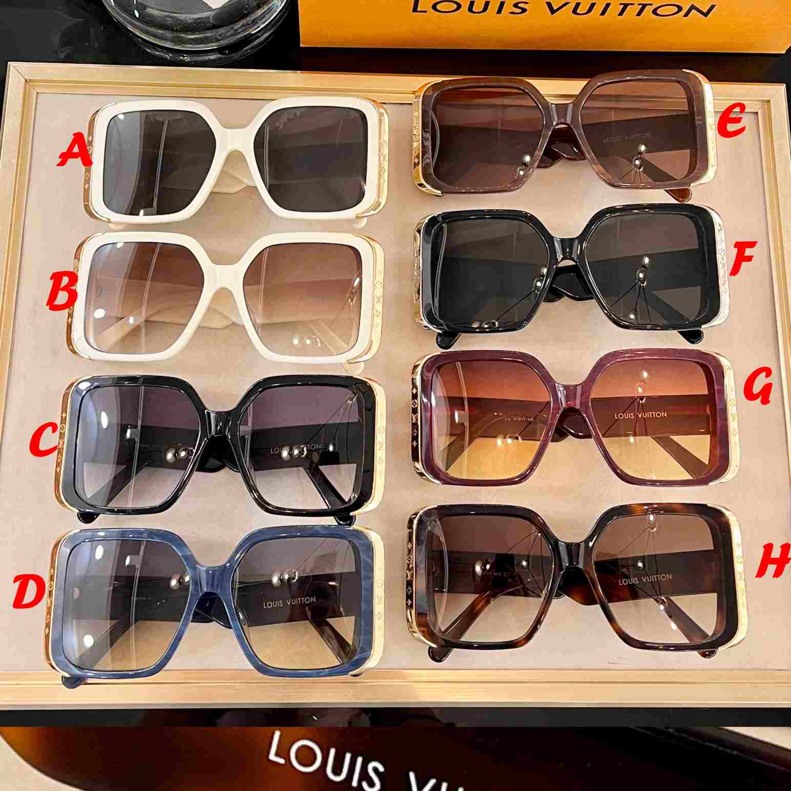 Louis Vuitton LV Moon Rectangular Sunglasses - everydesigner