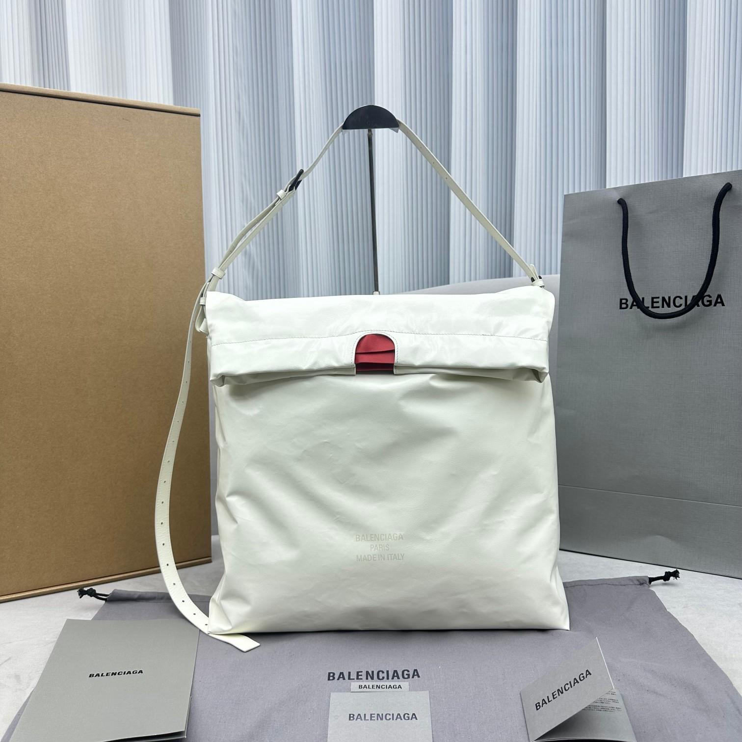 Balenciaga Trash Bag Large Pouch In White(37-40-52cm) - everydesigner