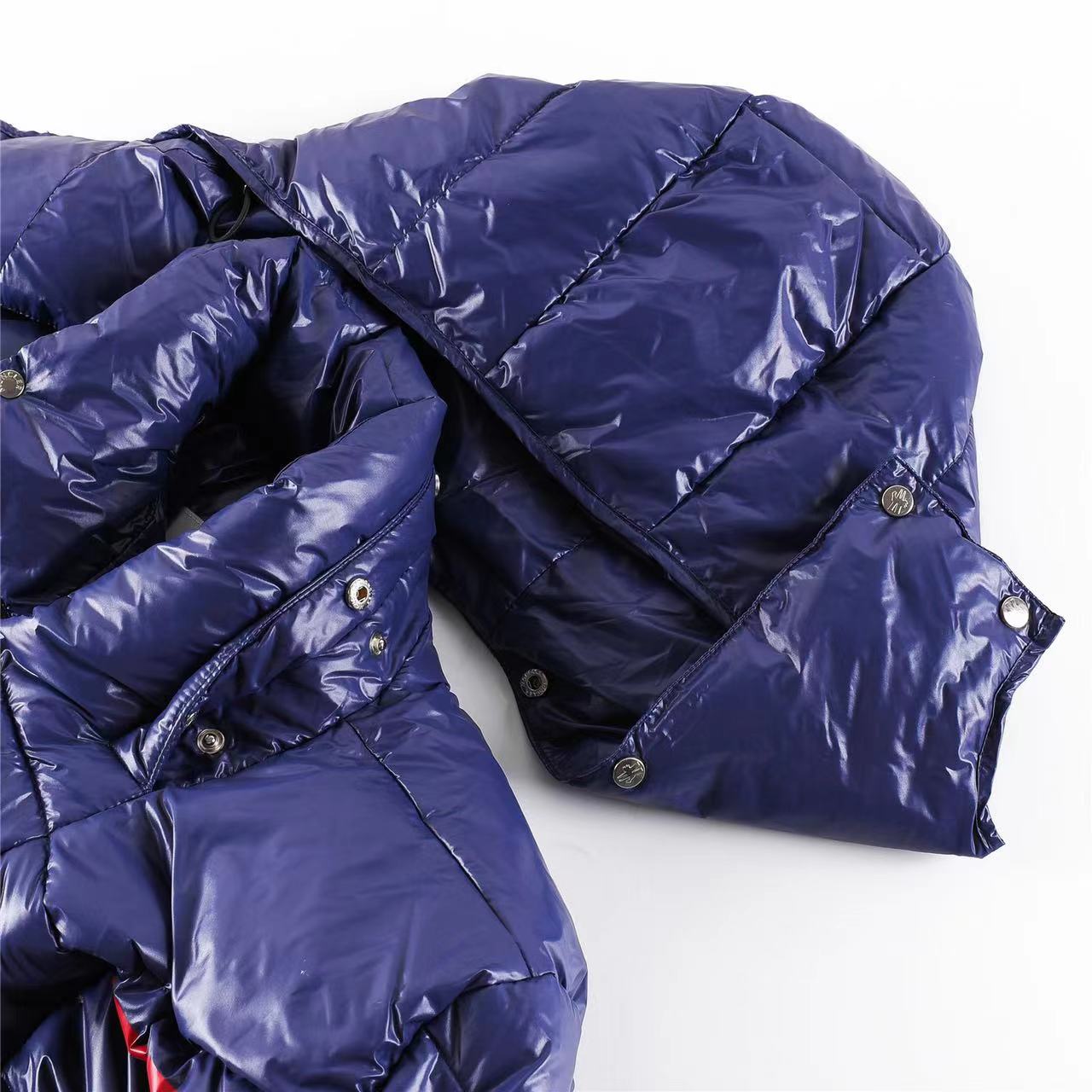 Moncler x Valentino Logo Short Down Jacket    - everydesigner