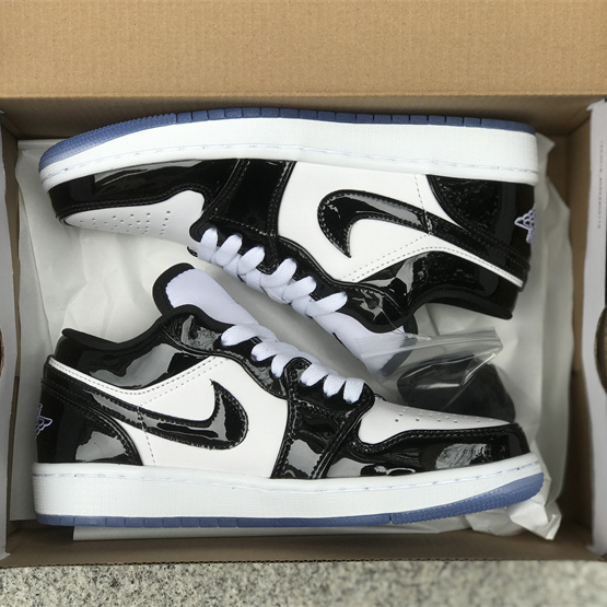 Air Jordan 1 Low “Concord” Sneaker      DV1309-100 - everydesigner