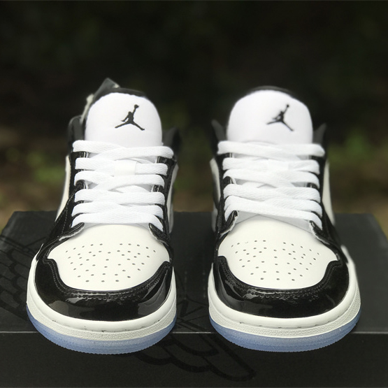 Air Jordan 1 Low “Concord” Sneaker      DV1309-100 - everydesigner