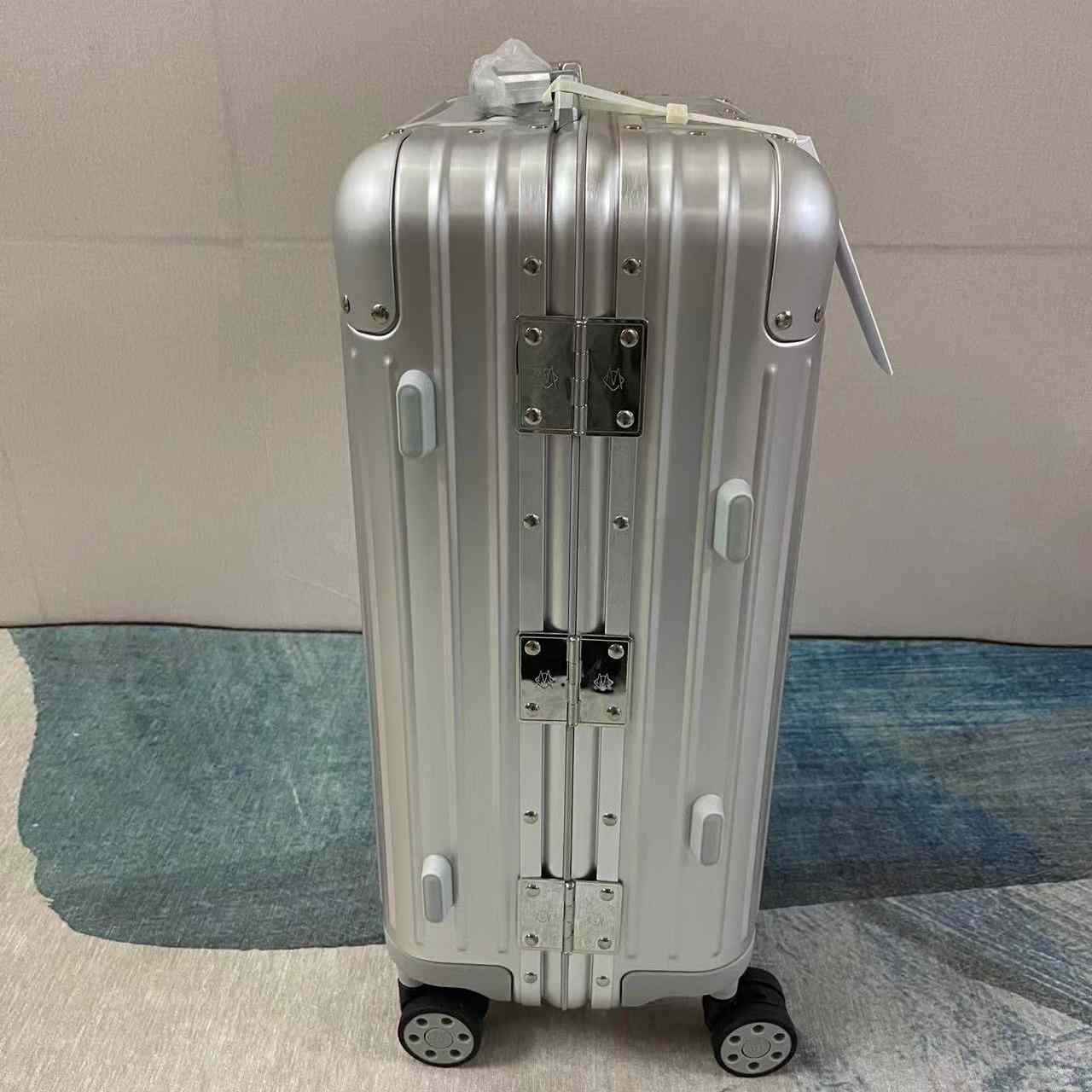 Rimowa Luggage - everydesigner