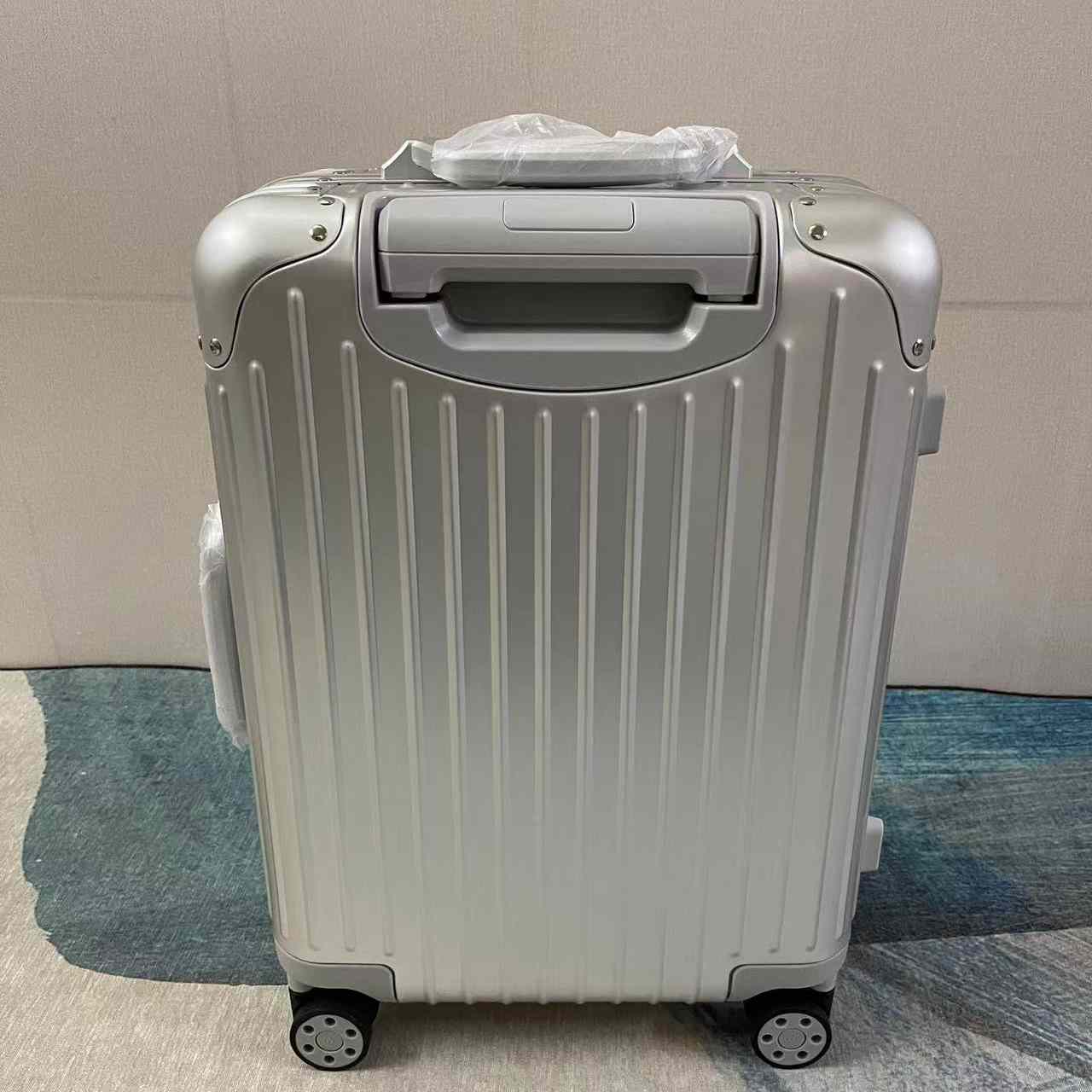 Rimowa Luggage - everydesigner