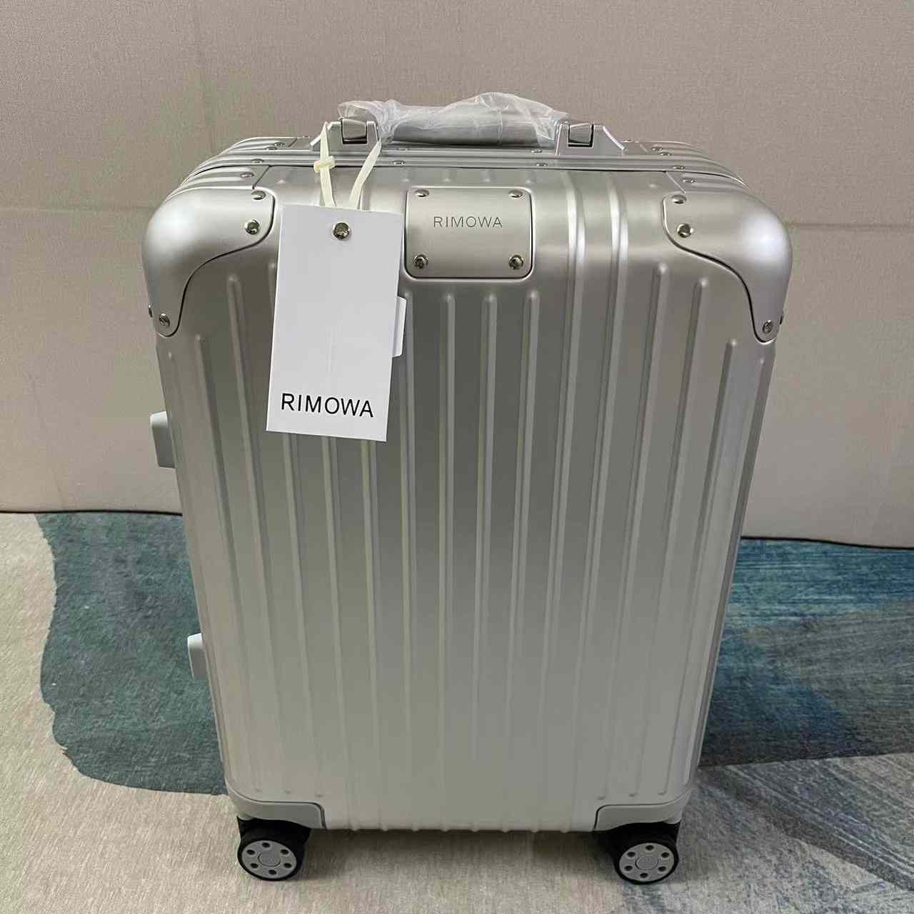 Rimowa Luggage - everydesigner