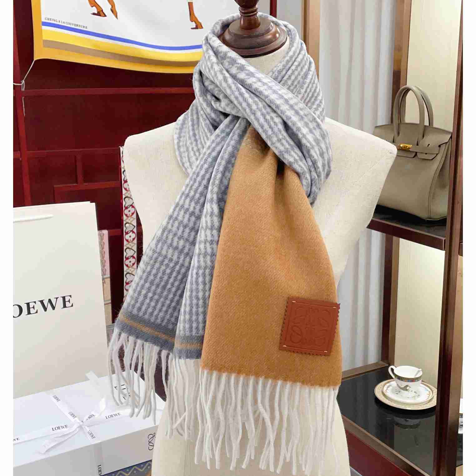 Loewe Scarf In Wool - everydesigner