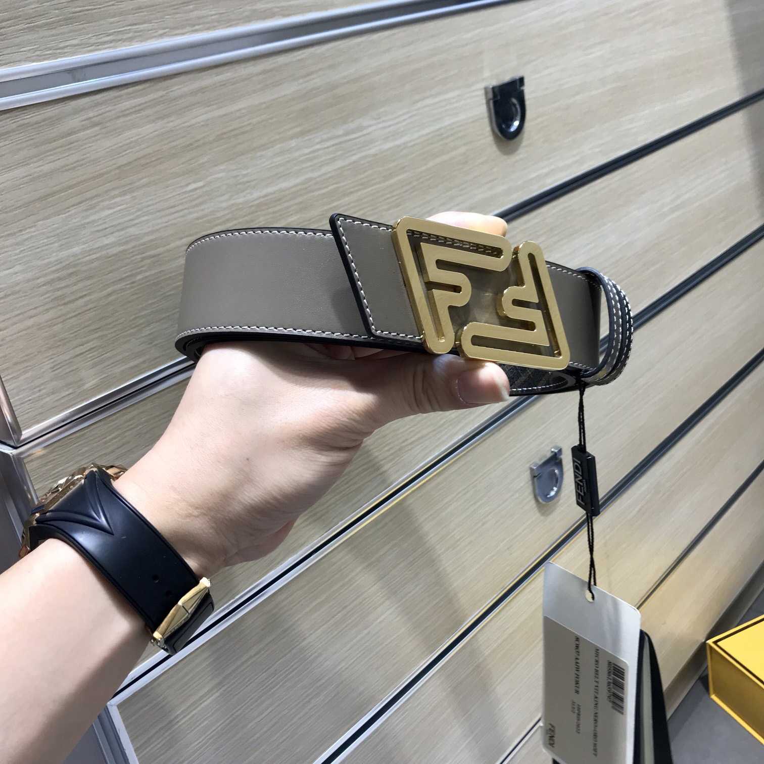 Fendi Leather Belt - everydesigner