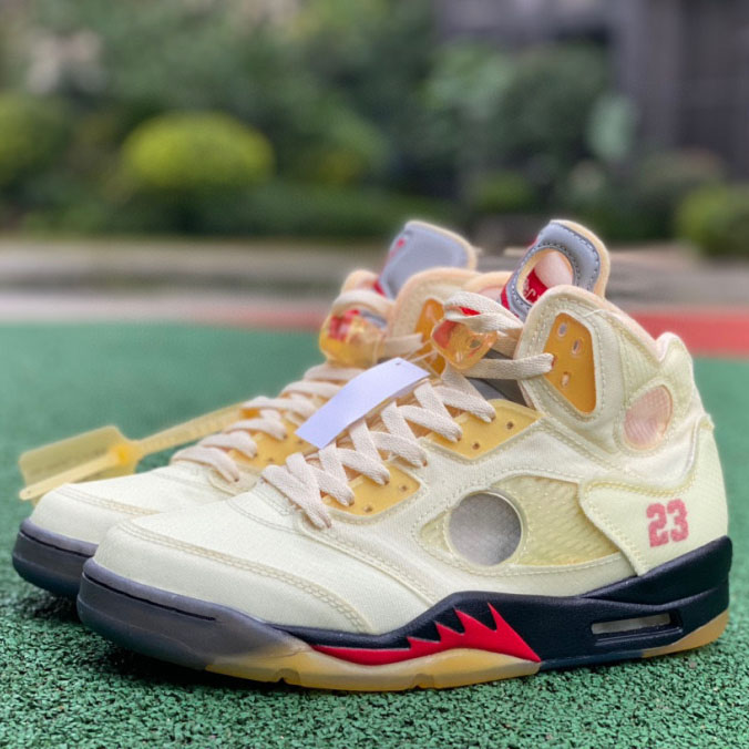 AirJordan 5 AJ5 x Off-White Ow Sneaker      DH8565-100 - everydesigner