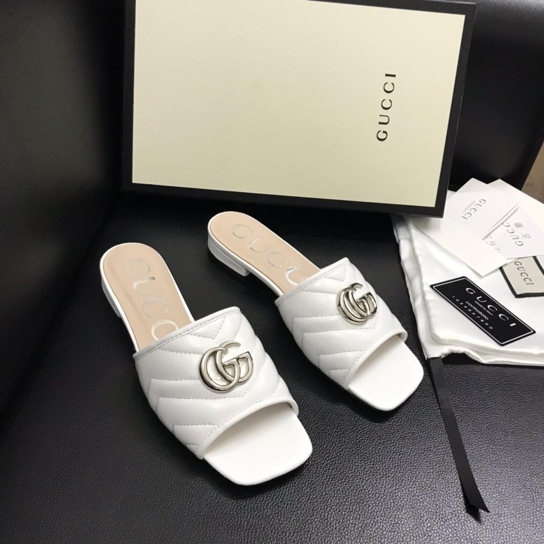 Gucci Women's Slide With Double G - everydesigner