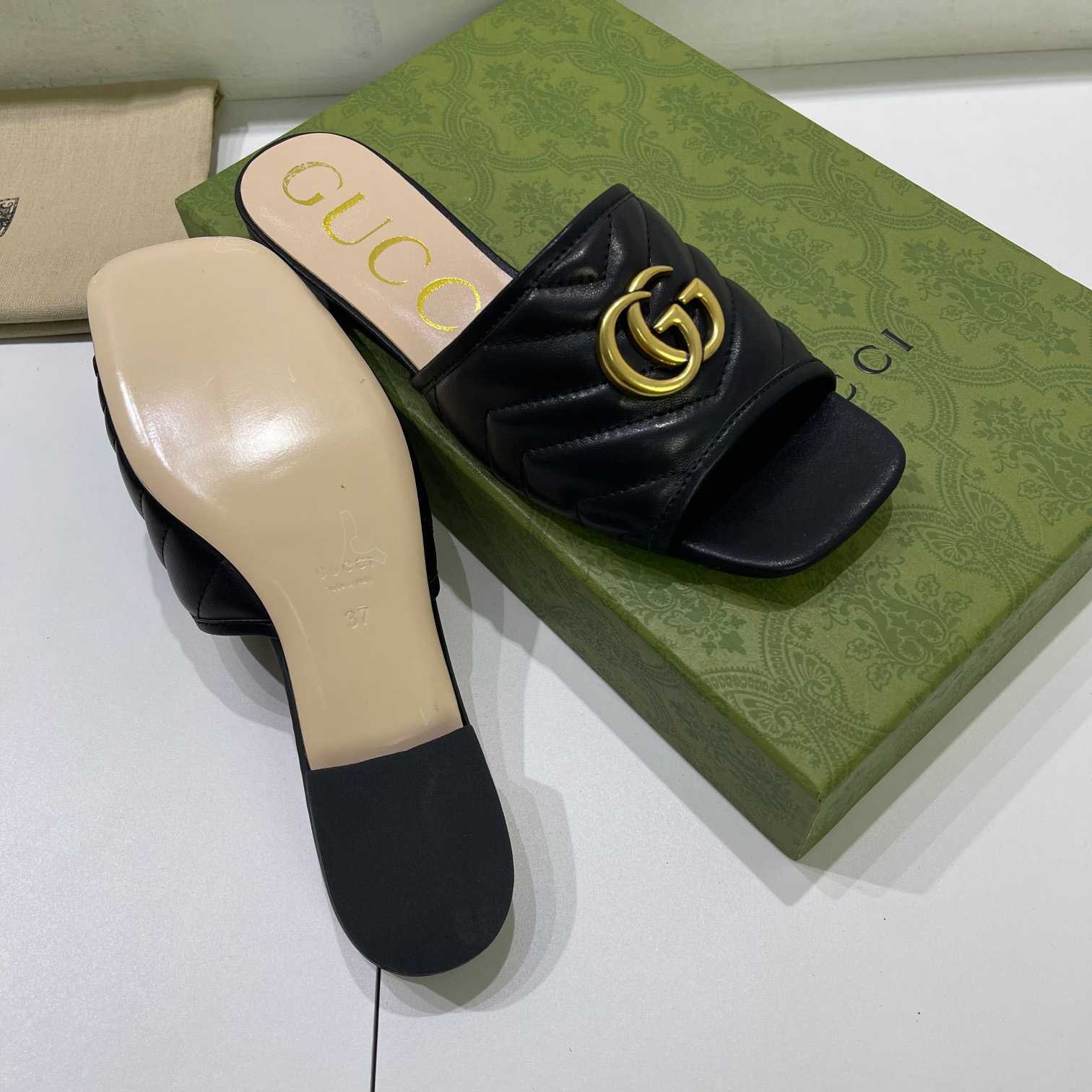 Gucci Women's Slide With Double G - everydesigner