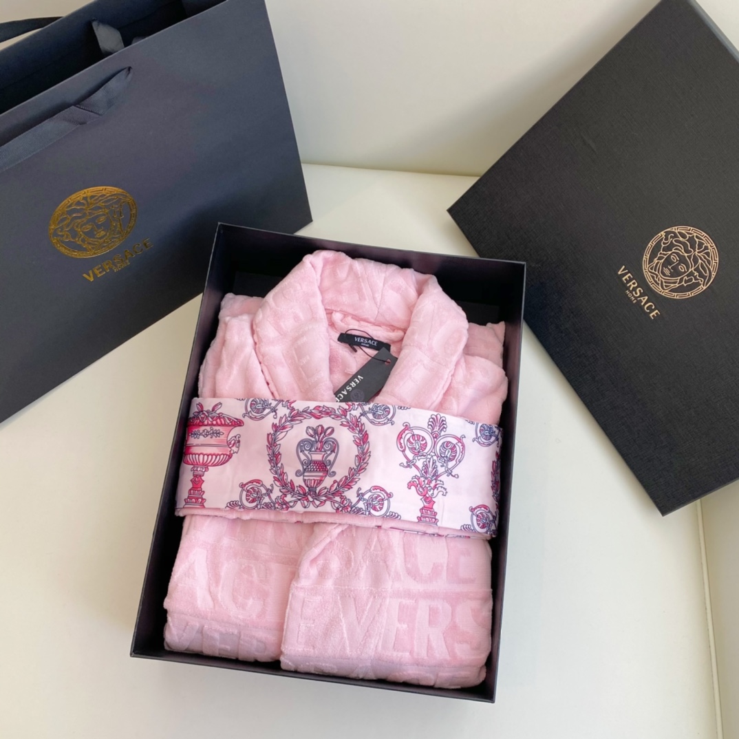 Versace I ♡ Baroque Bathrobe(Uniform size) - everydesigner