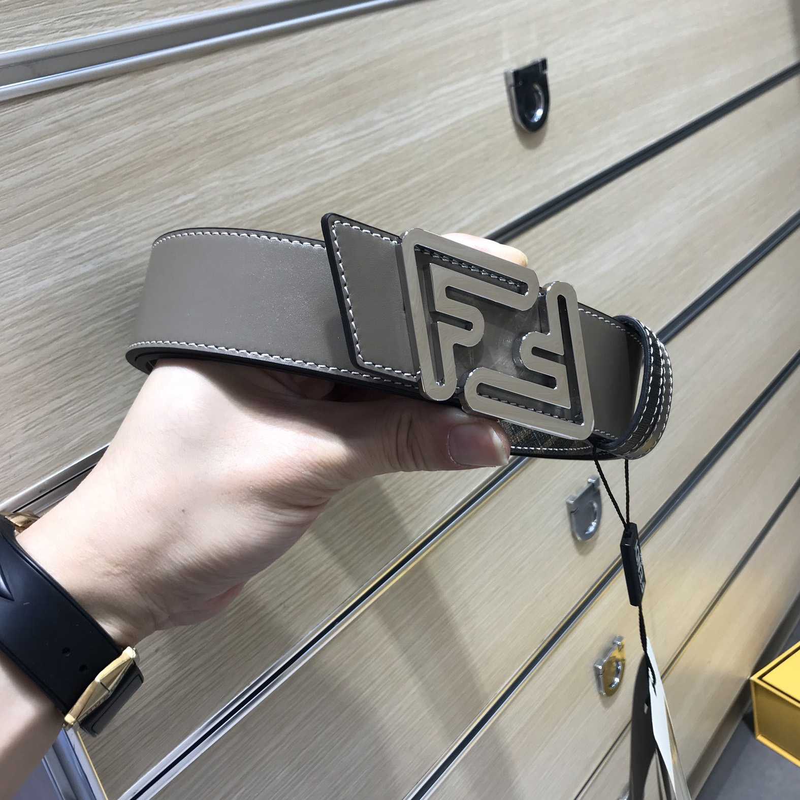 Fendi Leather Belt - everydesigner