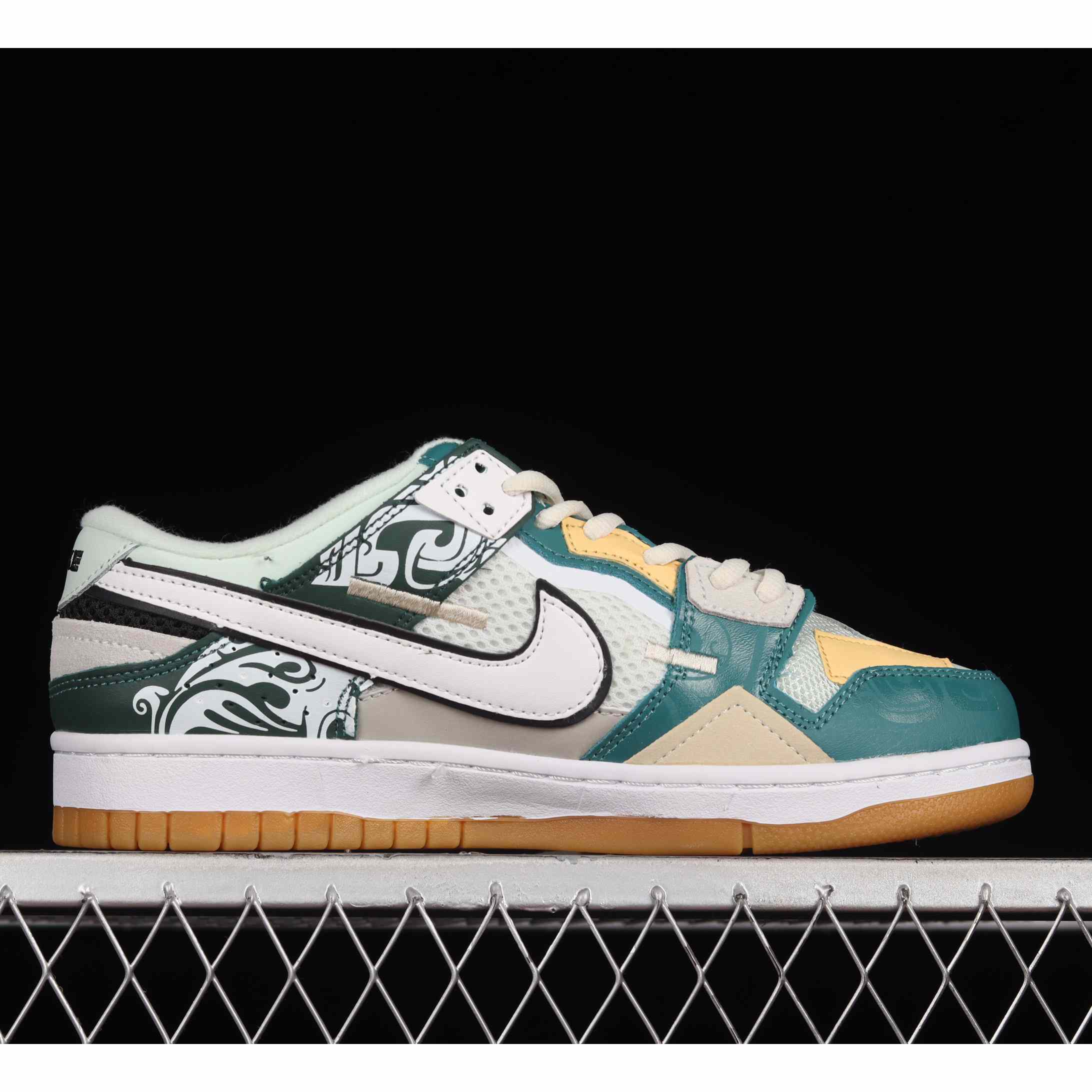 Nike Dunk Scrap "Archeo Brown" Sneaker      DH7450-100 - everydesigner