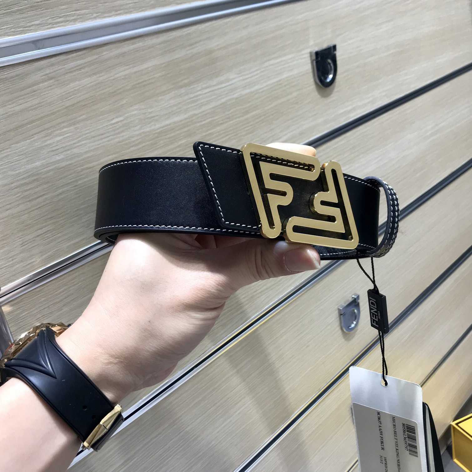 Fendi Black Leather Belt - everydesigner