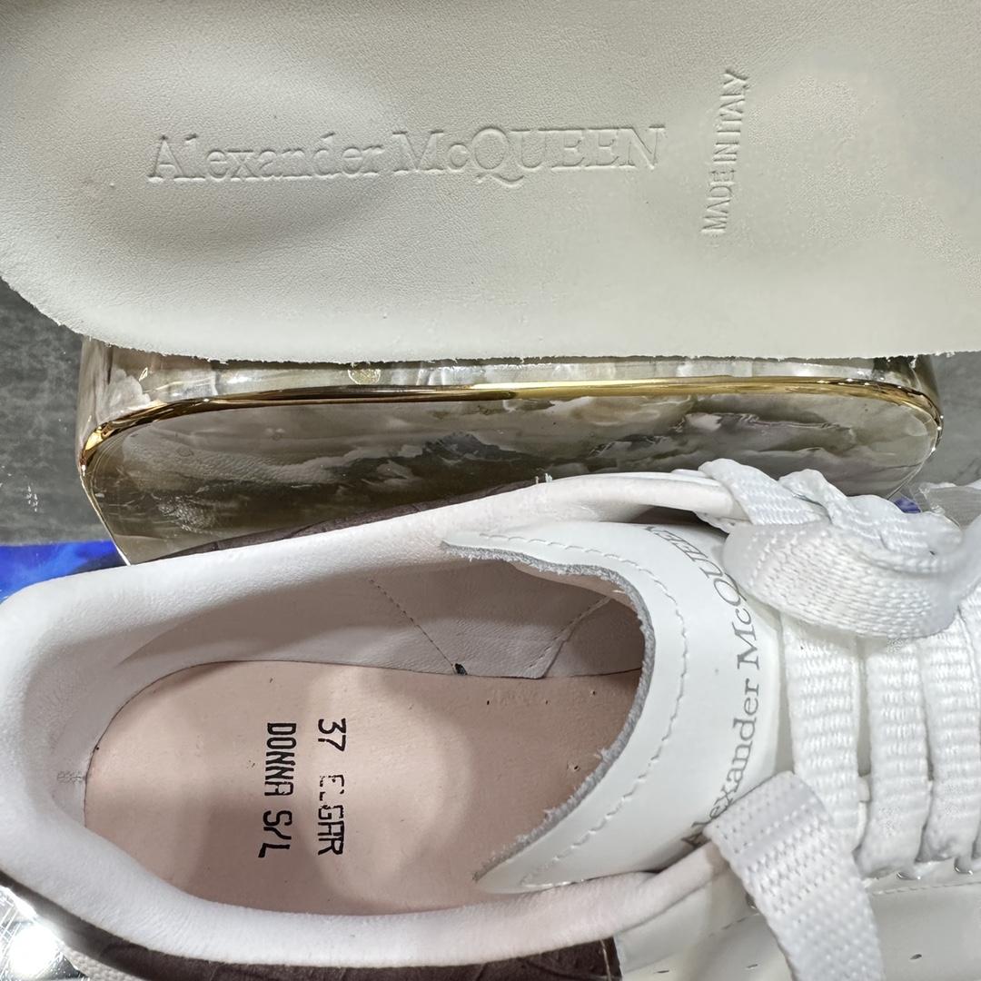 Alexander Mqueen Oversized Sneaker In White - everydesigner